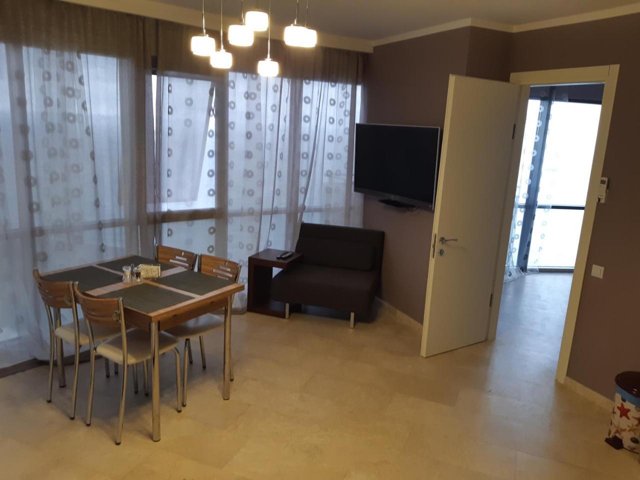 Apart Hotel Luxor Μπατούμι Εξωτερικό φωτογραφία