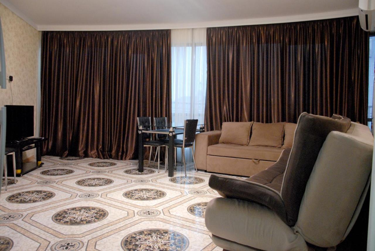 Apart Hotel Luxor Μπατούμι Εξωτερικό φωτογραφία