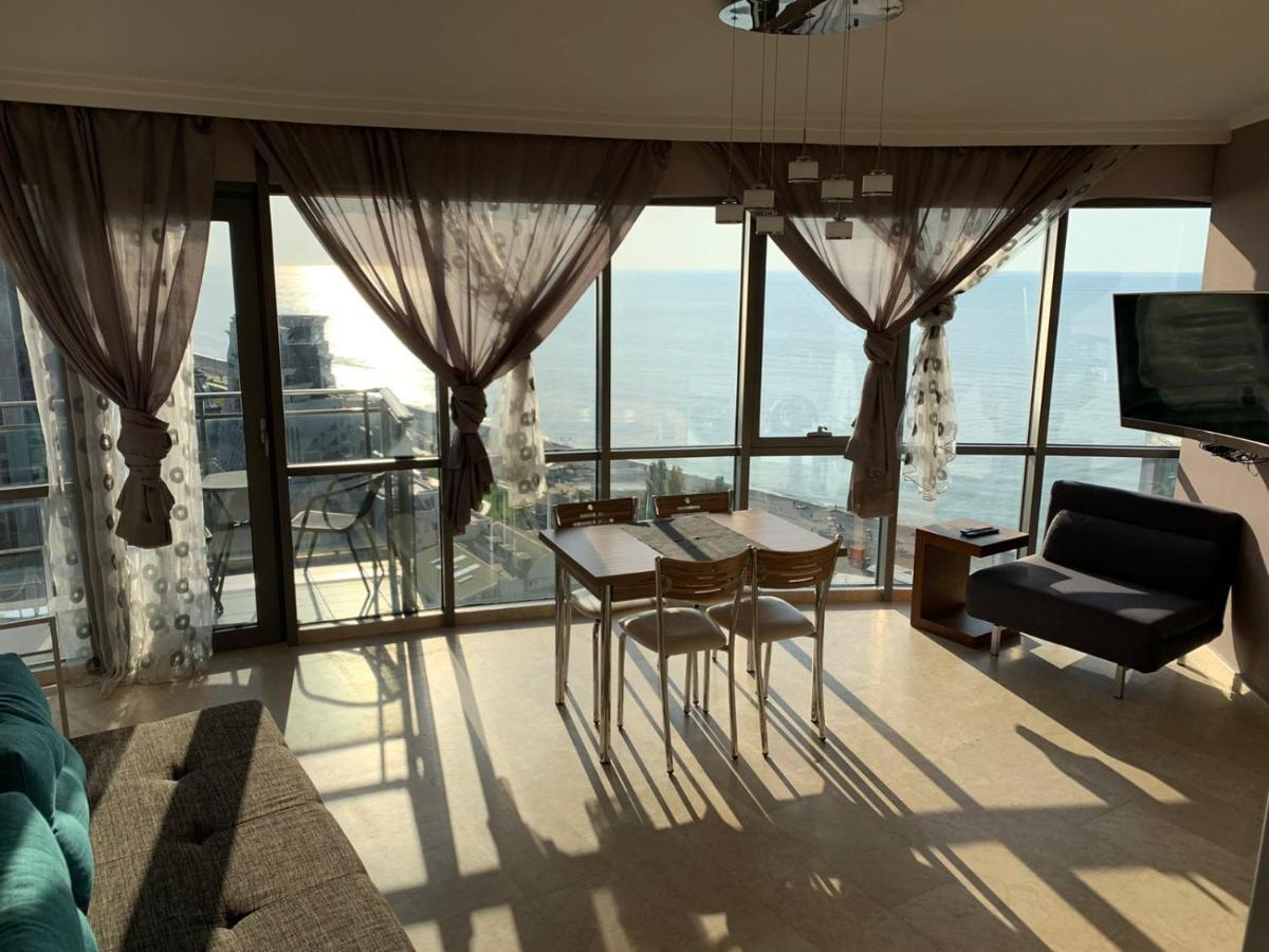 Apart Hotel Luxor Μπατούμι Εξωτερικό φωτογραφία